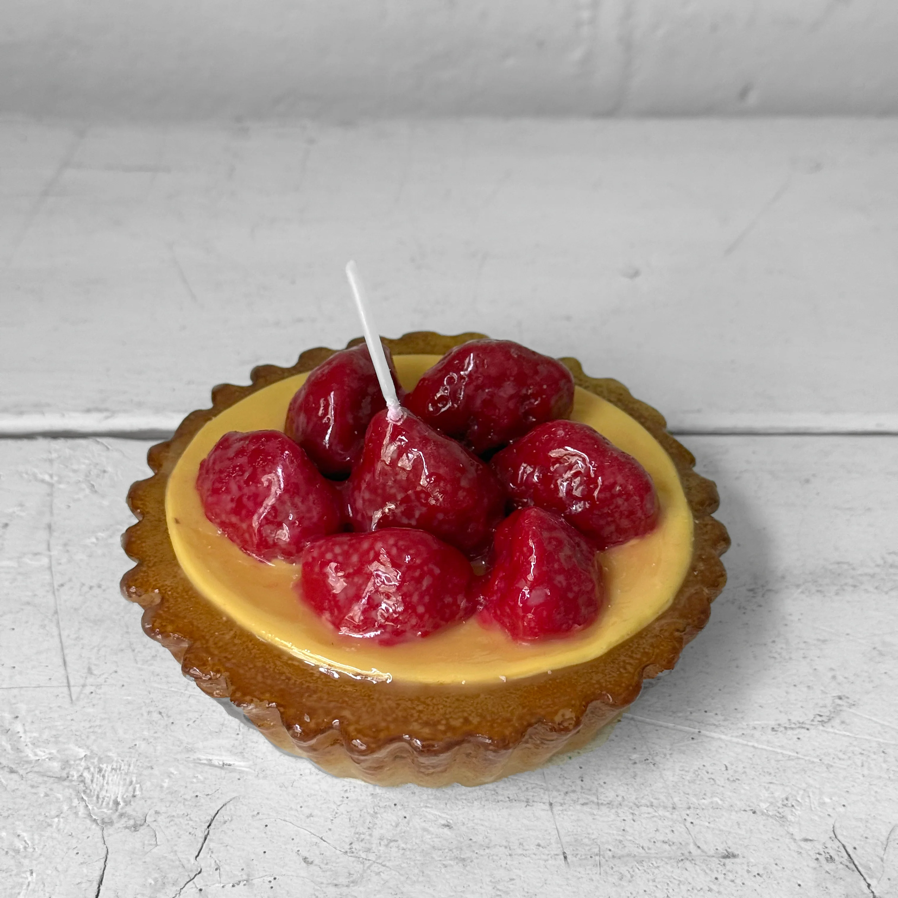 Tarte aux fraises Strawberry Tart Candle - Image 4