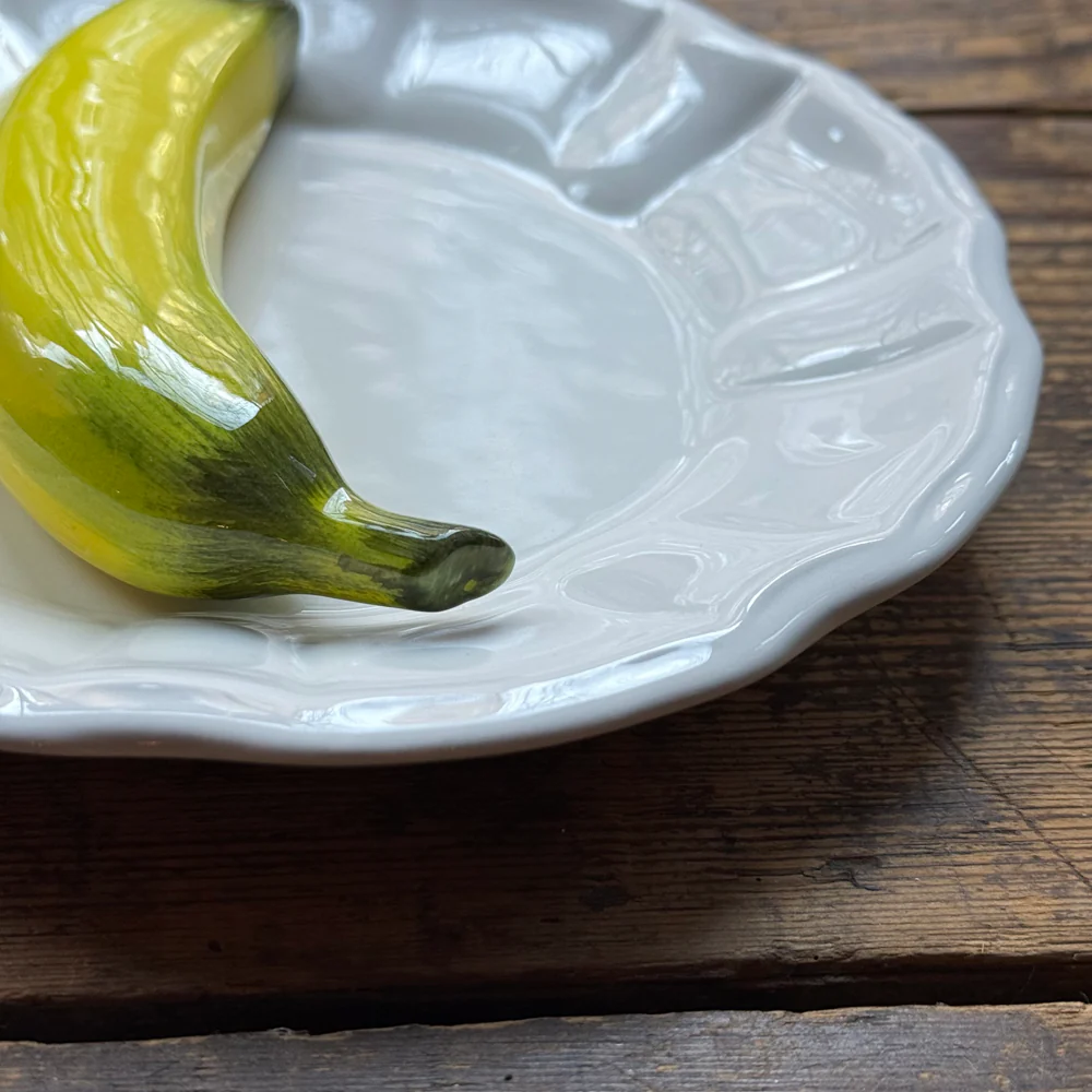 Trompe L'oeil Banana Plate with Fluted Rim - Image 3