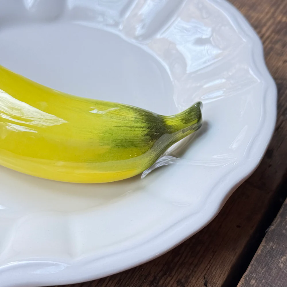 Trompe L'oeil Banana Plate with Fluted Rim - Image 4