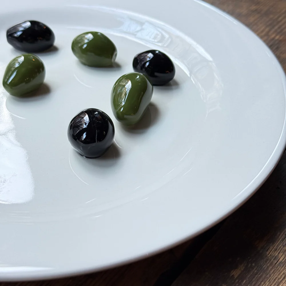 Trompe L'oeil Olives Plate - Image 3