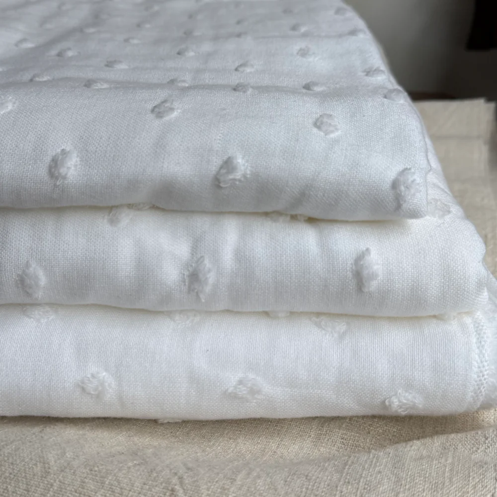 UCHINO Zero-Twist Gauze in White Dot Towels - Image 2
