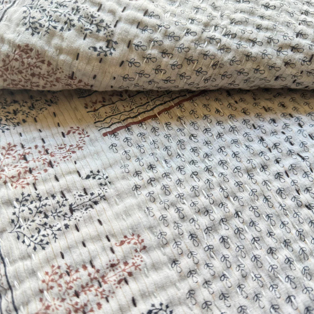 Vintage Sari Baby Blanket (JFB-03) - Image 6
