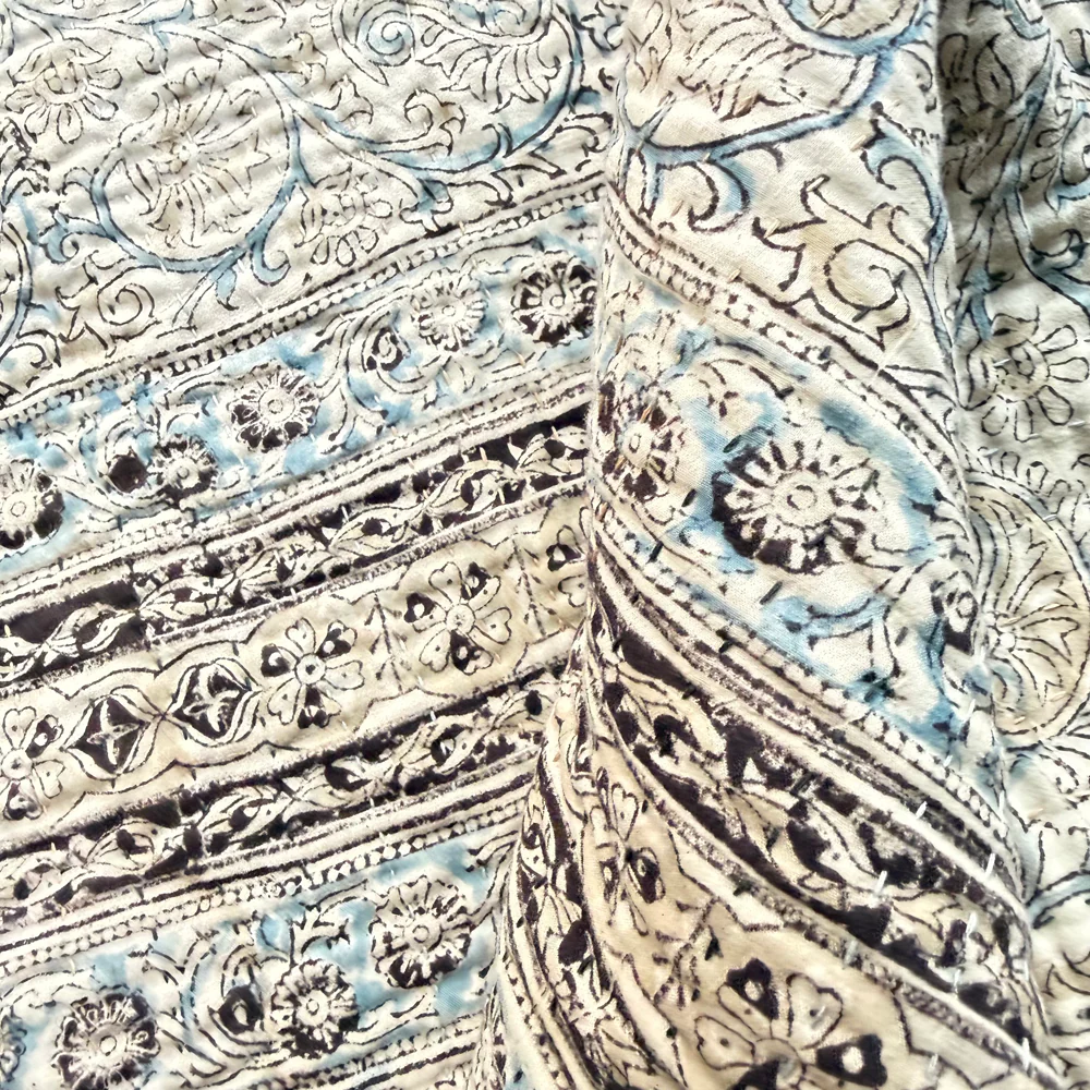 Vintage Sari Double Bedcover (JFDB-02) - Image 3