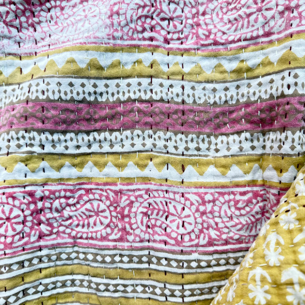 Vintage Sari Double Bedcover (JFDB-03) - Image 4