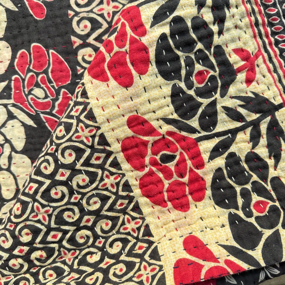 Vintage Sari Throw (JFT-02) - Image 2