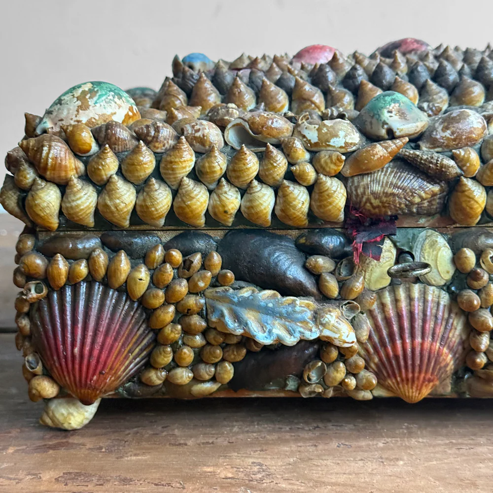 Vintage Victorian Shell Box - Image 9